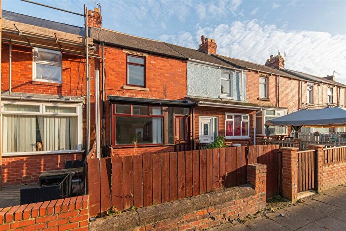 2 Bedroom Terraced House To Rent In Fowler Gardens, Gateshead, Tyne And Wear, NE11