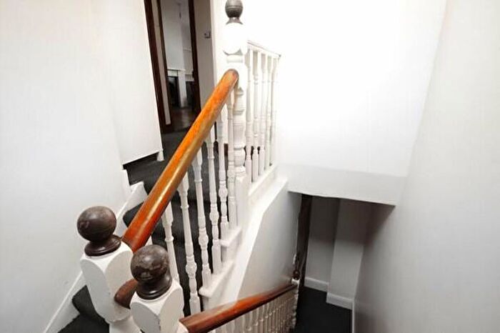 2 Bedroom Apartment To Rent In Agamemnon Road, West Hampstead, NW6