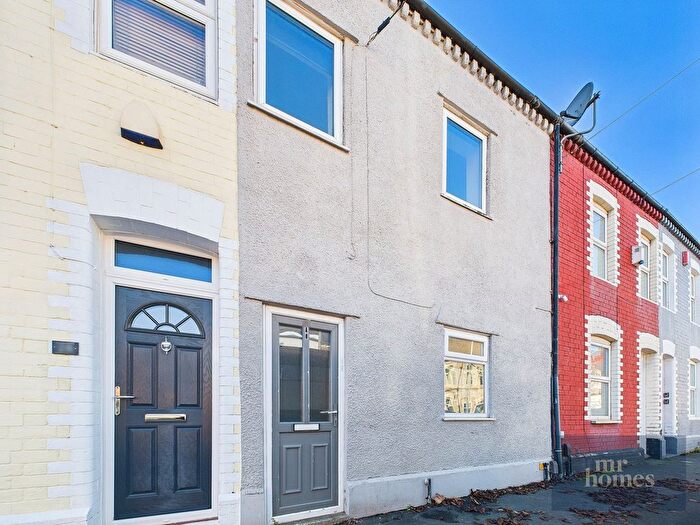 3 Bedroom Flat For Sale In Singleton Road, Splott, Cardiff, CF24