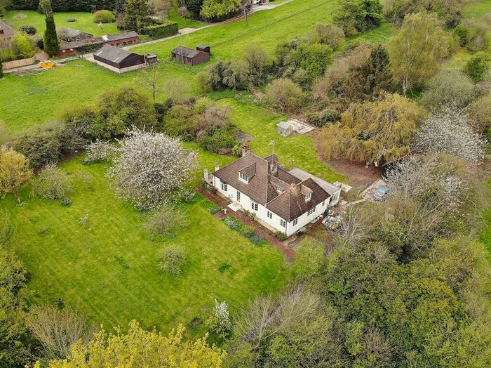 3 Bedroom Detached House For Sale In Great Buckland, Luddesdown, Gravesend, DA13