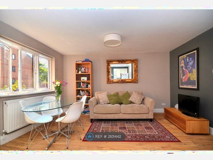 1 Bedroom Flat To Rent In Glenville Grove, London, SE8