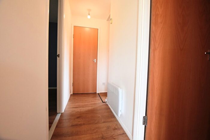 1 Bedroom Maisonette To Rent In Wimbledon Place, Bradwell Common, Milton Keynes, MK13