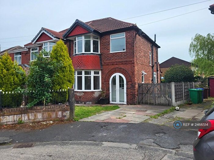 3 Bedroom Semi-Detached House To Rent In Carr Bank Avenue, Manchester, M9