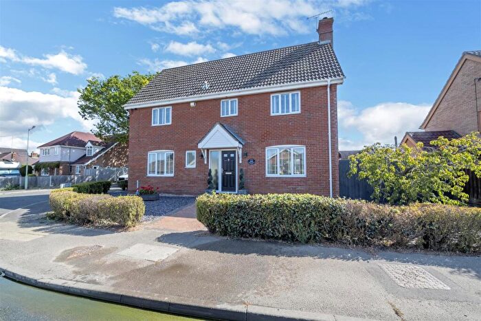 5 Bedroom Detached House For Sale In Barton Road, Thurston, Bury St. Edmunds, IP31