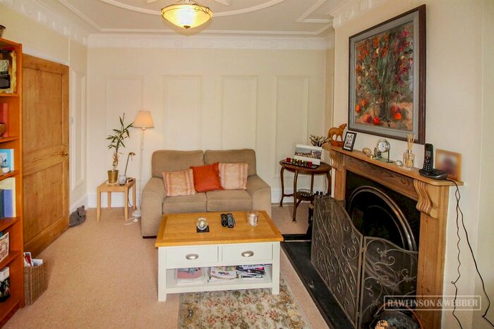 3 Bedroom Detached Bungalow For Sale In Monks Avenue, West Molesey, KT8