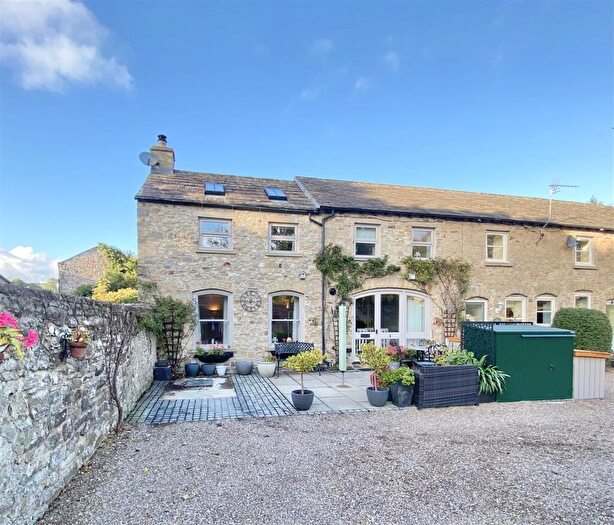 2 Bedroom Cottage For Sale In Spennithorne, Leyburn, DL8
