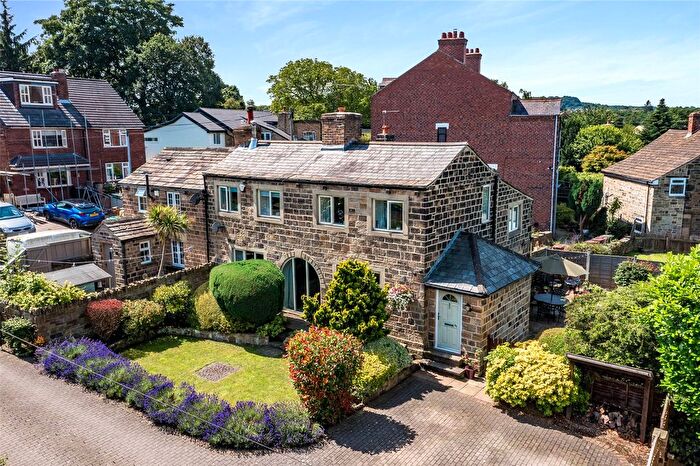 4 Bedroom Semi-detached House For Sale In Almshouse Lane, Newmillerdam, Wakefield, West Yorkshire, WF2