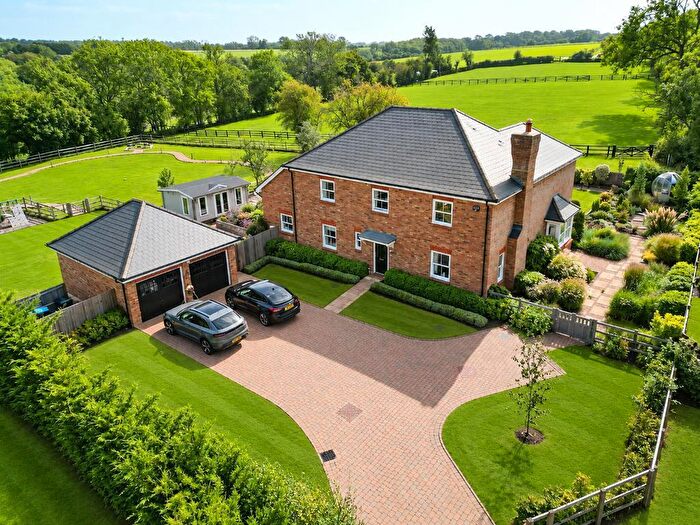 5 Bedroom Detached House For Sale In Tillingdown Lane, Woldingham, CR3