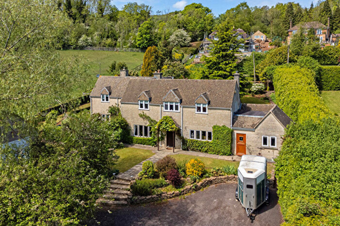 5 Bedroom Detached House For Sale In Cheltenham Road, Painswick, Stroud, GL6