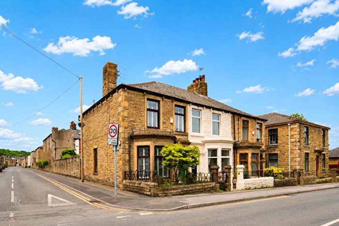3 Bedroom End Of Terrace House For Sale In Burnley Road, Accrington, BB5