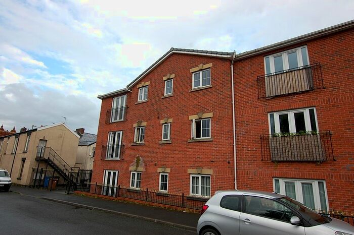 1 Bedroom Flat To Rent In Lime Street, Dukinfield, Greater Manchester, SK16