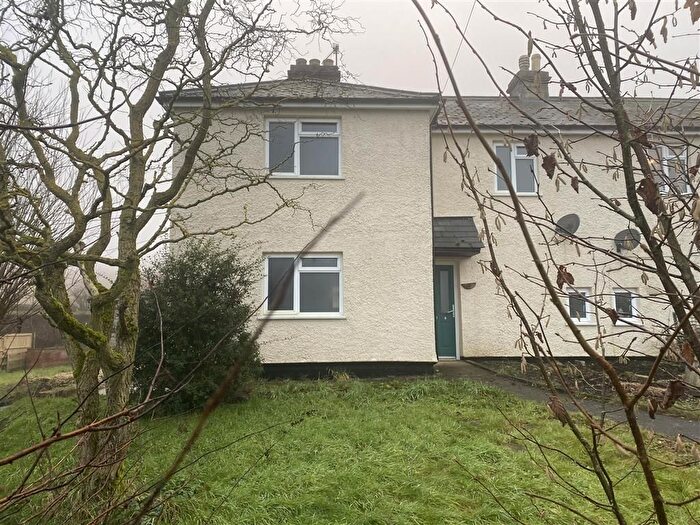 3 Bedroom Semi-Detached House For Sale In Churnside, North Cerney, Cirencester, GL7