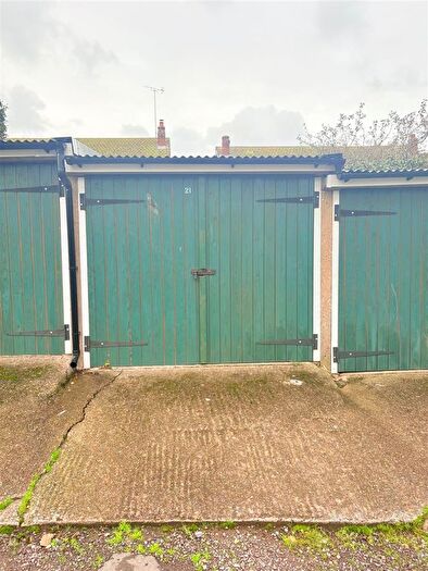 Garage / Parking To Rent In Monkton, Ramsgate, CT11
