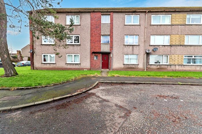 2 Bedroom Apartment For Sale In Cumbrae Road, Renfrew, Renfrewshire, PA4