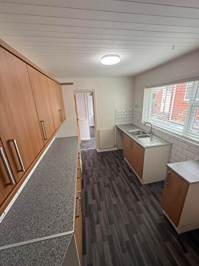 3 Bedroom Semi-Detached House To Rent In Wear Street, Houghton Le Spring, DH5