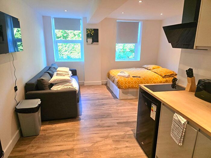 1 Bedroom Studio To Rent In London Road, London, SW16