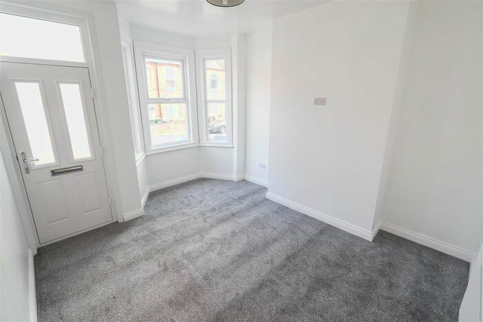 2 Bedroom Terraced House For Sale In Melbourne Road, Earlsdon, Coventry, CV5