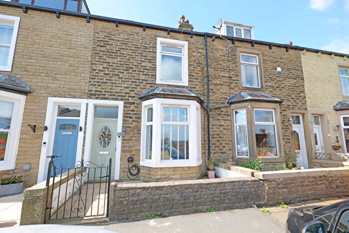 3 Bedroom Terraced House For Sale In Cecil Street, Barnoldswick, BB18