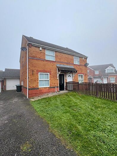 2 Bedroom Semi Detached House To Rent In Coldbeck Drive, Bradford, BD6