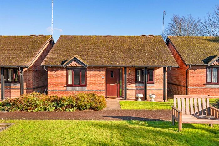 2 Bedroom Detached Bungalow For Sale In Sherwood Gardens, Henley-On-Thames, RG9