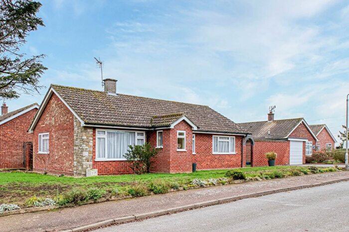 2 Bedroom Detached Bungalow For Sale In Bourne Close, Long Stratton, NR15