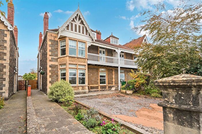 4 Bedroom Semi Detached House For Sale In Charlton Road, Keynsham, Bristol, BS31