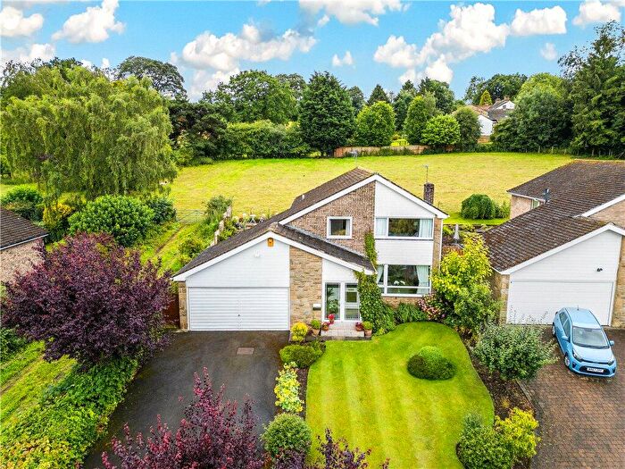 4 Bedroom Detached House For Sale In Bingley Bank, Bardsey, LS17