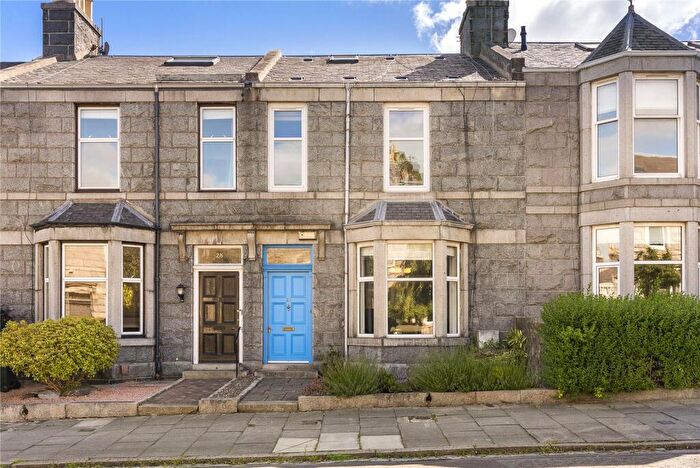 3 Bedroom Terraced House For Sale In Mile-End Avenue, Aberdeen, AB15