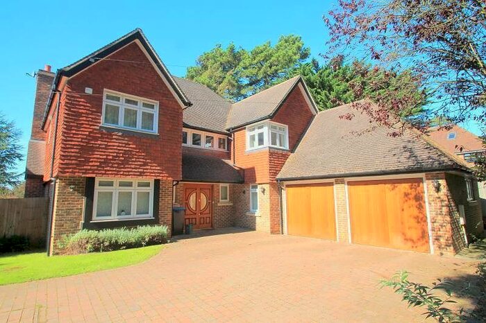 5 Bedroom Property To Rent In Butterfly Walk, Warlingham, CR6