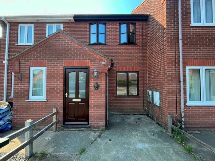 2 Bedroom Terraced House To Rent In Fulmar Drive, Louth, LN11