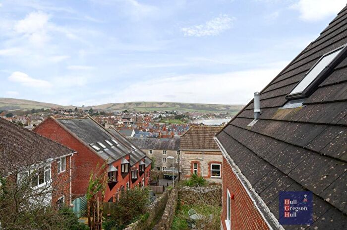 2 Bedroom Apartment For Sale In Stafford Road, Swanage, BH19