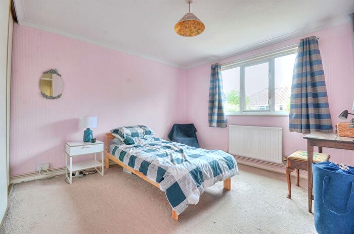 3 Bedroom End Of Terrace House For Sale In Donaldson Road, Salisbury, SP1