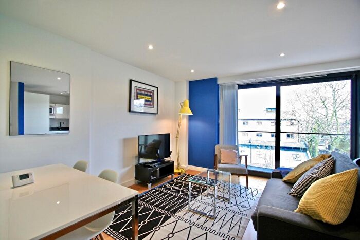 2 Bedroom Apartment To Rent In Kingsland Road, London, E2