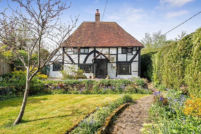 3 Bedroom Cottage For Sale In Billingshurst, RH14