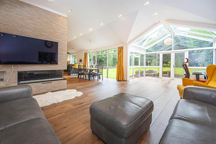 5 Bedroom Detached House For Sale In Upper Brighton Road, Surbiton, KT6