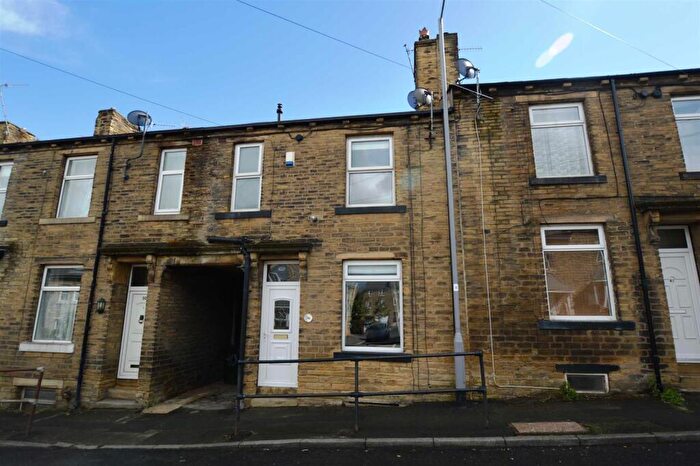 1 Bedroom Terraced House For Sale In New Street, Idle, BD10