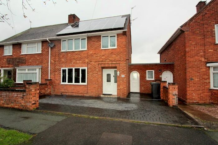 3 Bedroom Semi-Detached House To Rent In Harper Avenue, Wednesfield, Wolverhampton, WV11