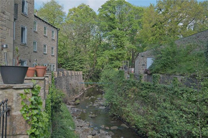 3 Bedroom Duplex To Rent In Woodcote Fold, Oakworth, Keighley, West Yorkshire, BD22