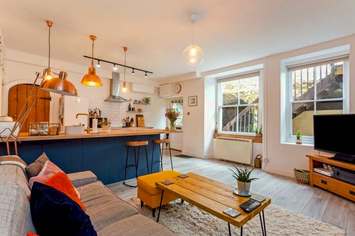 1 Bedroom Flat To Rent In Belvedere Bath, BA1