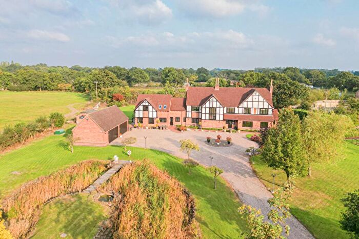 7 Bedroom Detached House For Sale In Rotherhams Oak Lane, Hockley Heath, B94