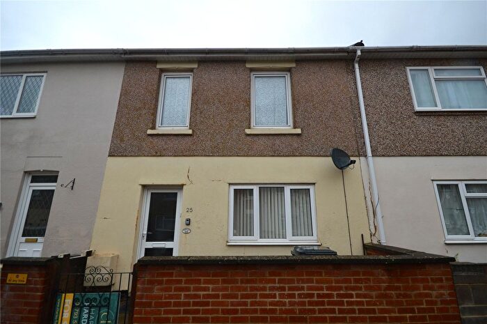 4 Bedroom Terraced House To Rent In Edinburgh Street, Swindon, Wiltshire, SN2
