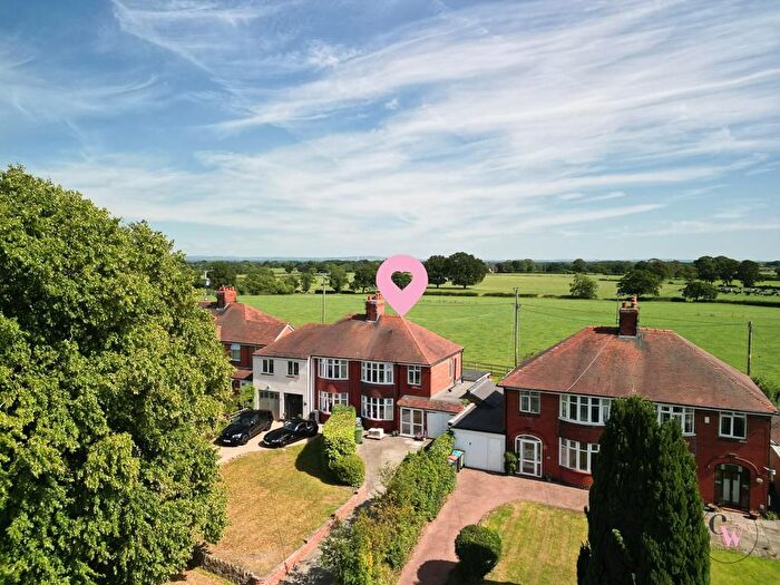 3 Bedroom Semi-Detached House For Sale In Middlewich Road, Winsford, CW7