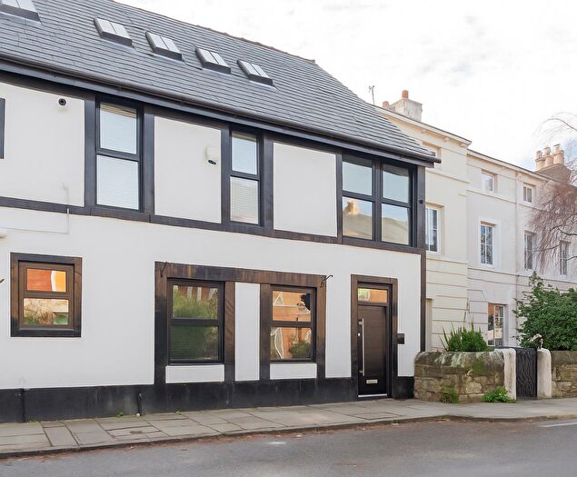 3 Bedroom Semi Detached House To Rent In Claughton Firs, Oxton, CH43