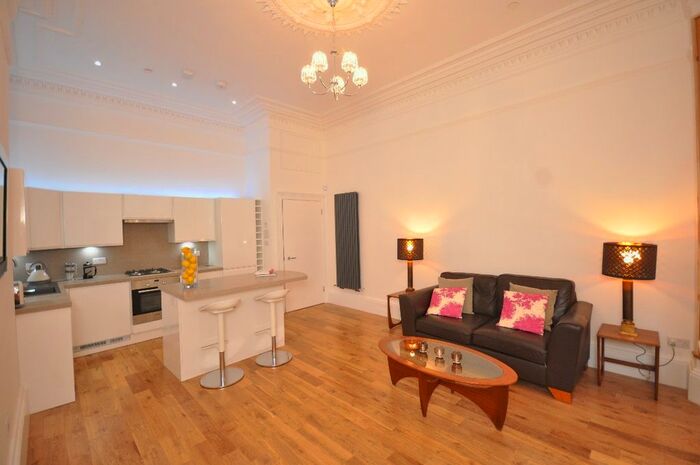 2 Bedroom Flat To Rent In Cecil Street, Hillhead, Glasgow, G12