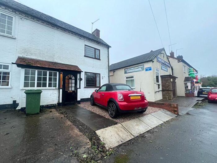 2 Bedroom Semi-Detached House To Rent In Birchfield Road, Redditch, B97