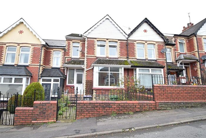 3 Bedroom Terraced House For Sale In Twmpath Road, Pontypool, Torfaen, NP4
