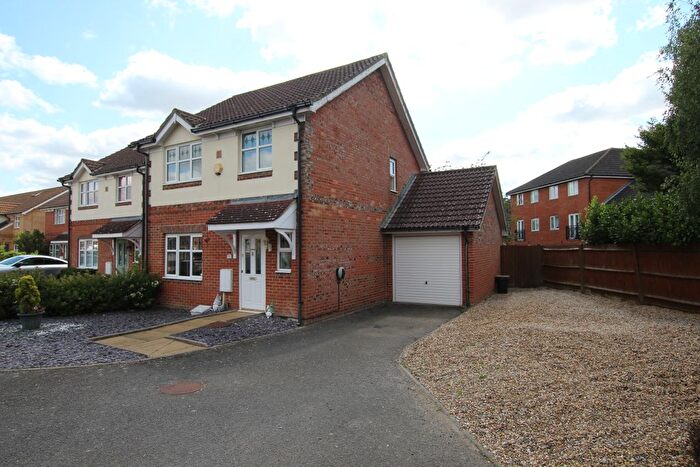 3 Bedroom Detached House For Sale In Chaffinch Drive, Kingsnorth, TN23