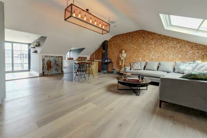 3 Bedroom Flat To Rent In Lancaster Drive, Belsize Park, NW3