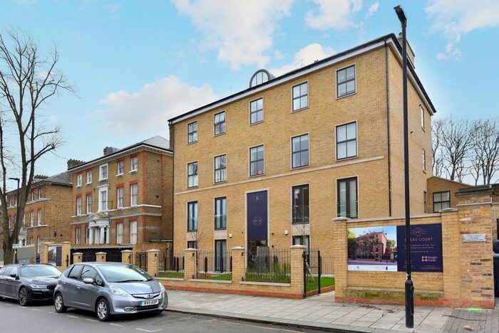 Studio To Rent In Elms Road, London, SW4