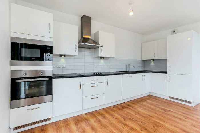1 Bedroom Apartment To Rent In Barking, IG11